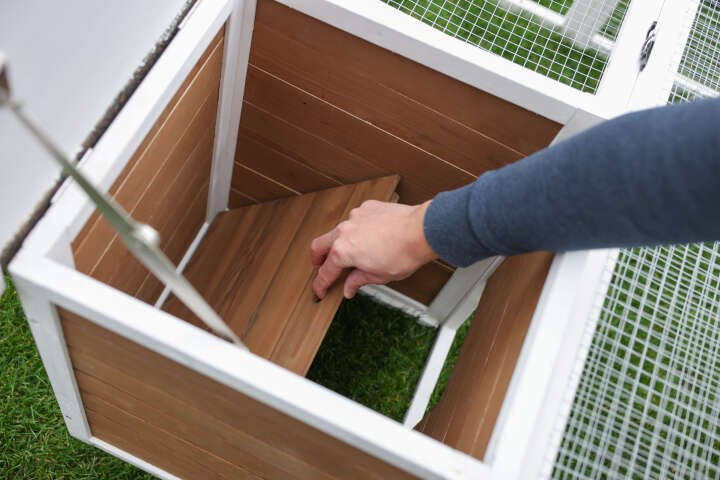 KERBL Freilaufgehege mit Unterschlupfhaus